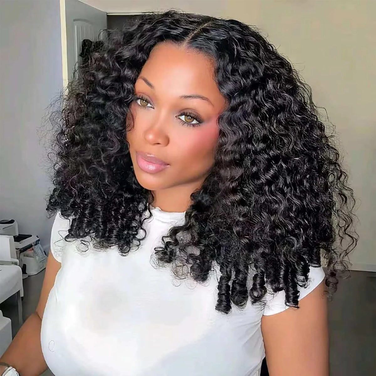 220% Burmese Curly 13x6 Transparent Lace Front Wig Vietnamese Raw Hair Human Hair Wigs Bouncy Curly Deep Curly Lace Frontal Wig
